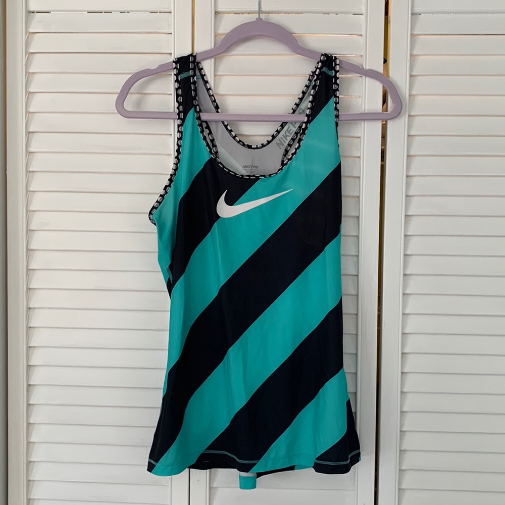 Nike Pro tank top